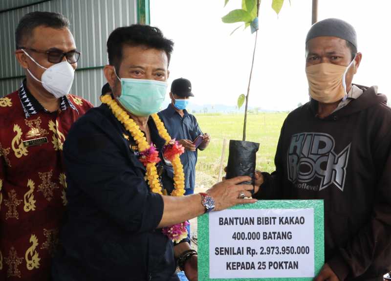 Tiba di Luwu Timur, Mentan Resmikan Operasional Vertikal Drayer