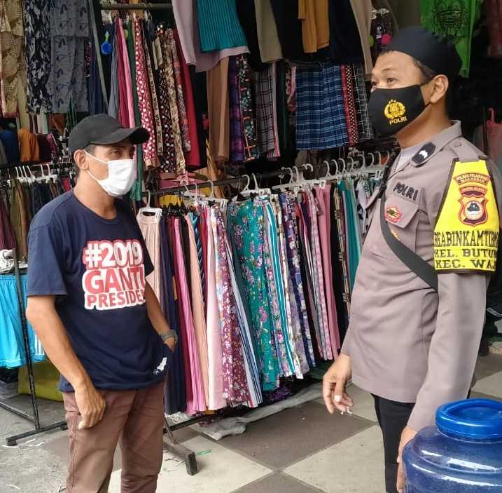 Bhabinkamtibmas Butung Ajak Warga Patuhi Penerapan Prokes