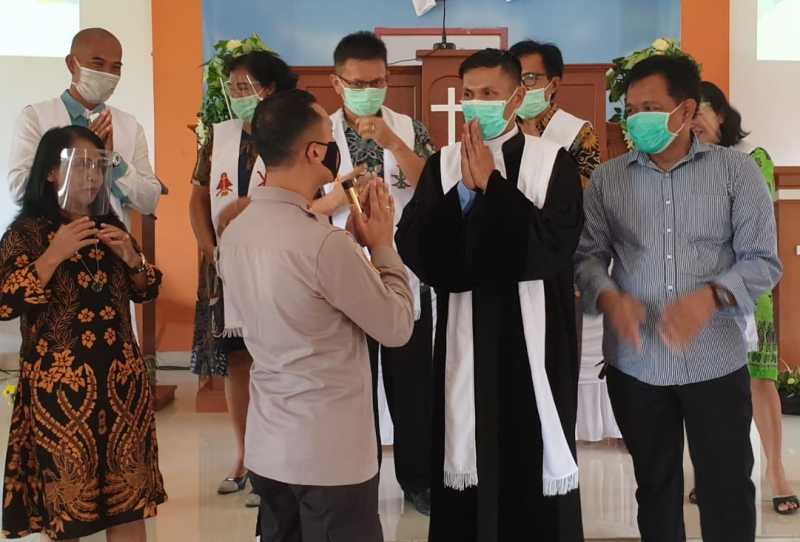 AKBP Andi Sinjaya Silaturahmi Jemaat Gereja Imanuel Enrekang