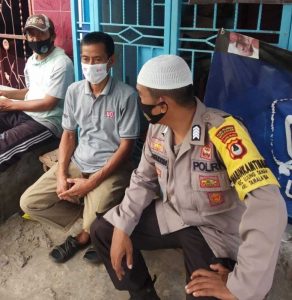 9.11 foto jelang Jelang Pilkada Serentak, Bhabinkamtibmas Tamalabba Ajak Warga Jaga Kamtibmas