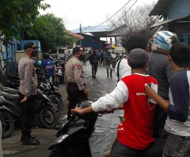 Polres Pelabuhan Makassar Edukasi Prokes di TPI Paotere