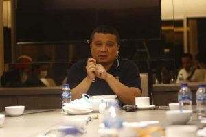 Erwin Aksa: Appi-Rahman Terpilih, Gerakan Bagi-bagi Masker Lanjut