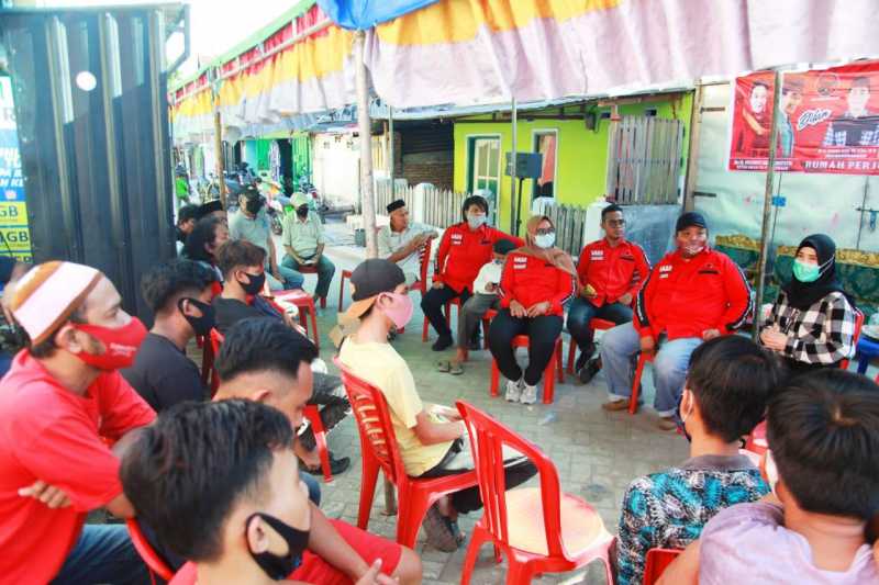 Istri Fadli Ananda Bergerak Bersama Milenial Kecamatan Ujung Tanah Menangkan Dilan