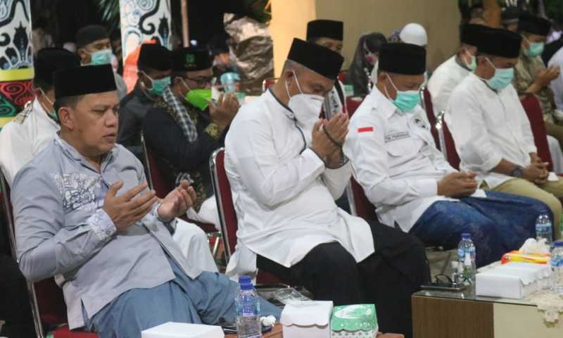 Takziah Malam Kedua, Ratusan Tamu Doakan Thoriq Husler