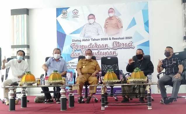 Dialog Akhir Tahun 2020 dan Resolusi 2021, Kadis Perpus dan Kearsipan Sulsel Apresiasi Penggiat Literasi