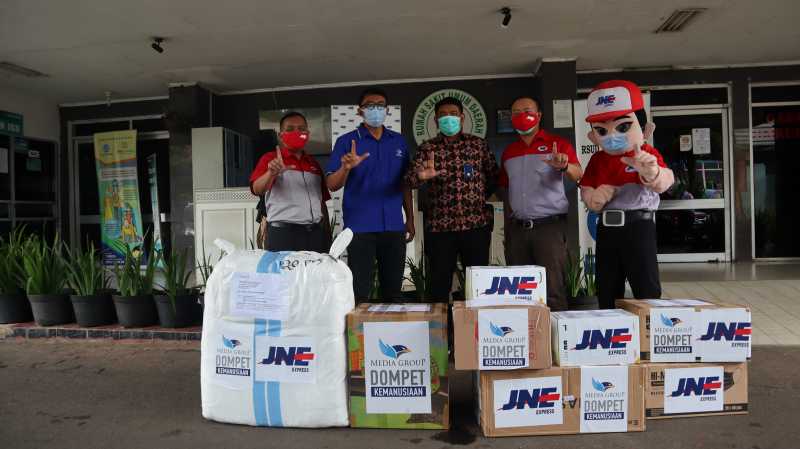 JNE Distribusikan 100 Ton bantuan Covid-19 ke Seluruh Indonesia