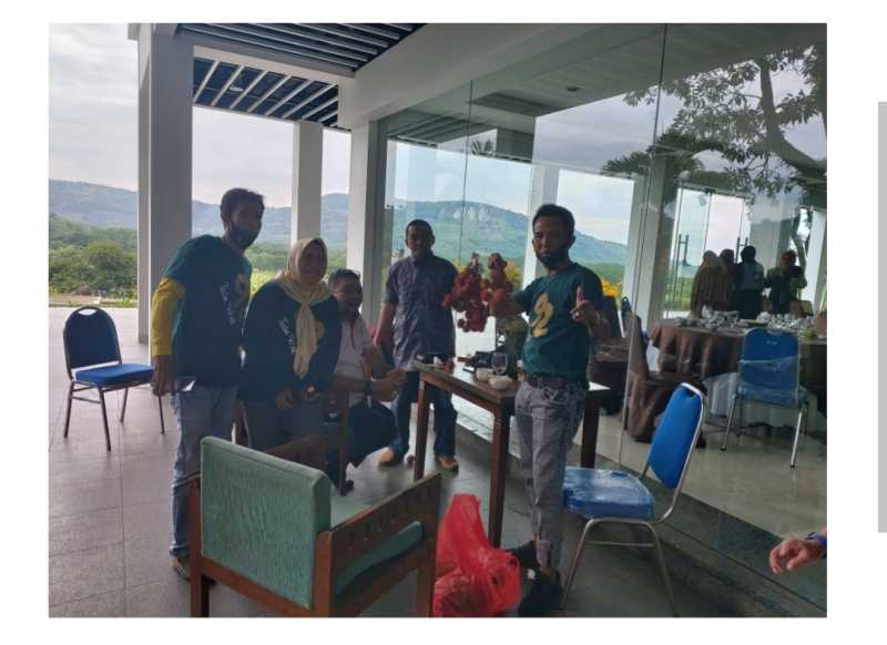 Usai Dikukuhkan, Pengurus IKA SMaPAT 92 Main Golf Bersama