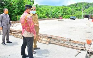 Wagub Sulsel Tinjau Pembangunan Jembatan Jalan SKPD Watangpulu di Sidrap