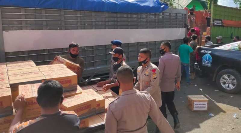 Bantuan Kemanusiaan Korban Gempa Sulbar Membludak, Ini yang Dilakukan Brimob Bone