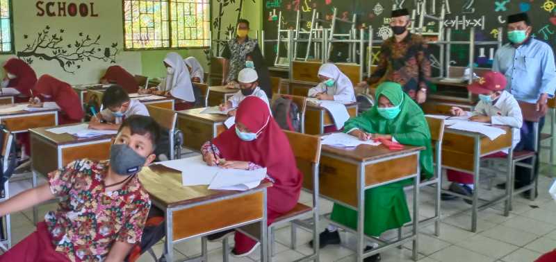 Baznas Dan Sekolah Islam Athirah Bone Seleksi Beasiswa