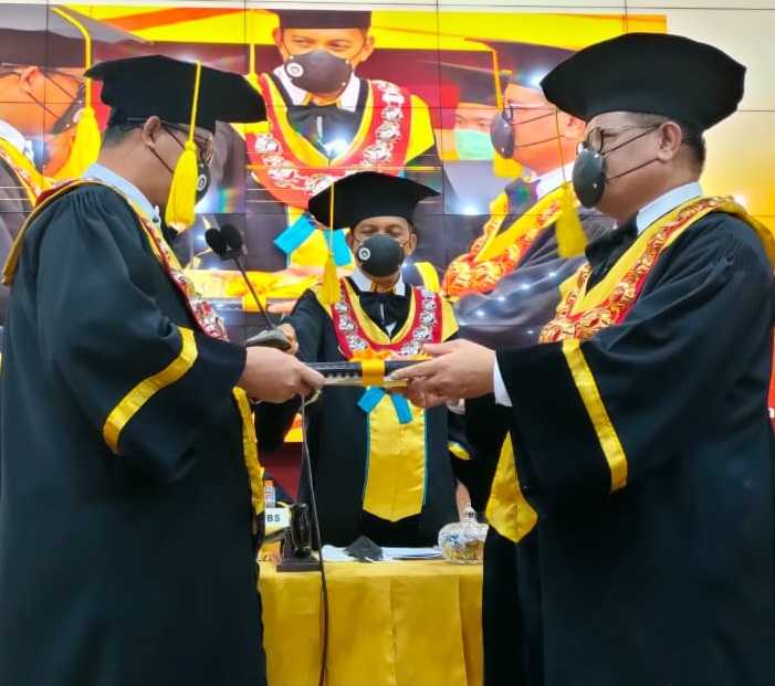 UNM Wisuda Periode Februari 2021, Rektor Bangga 60 Persen Wisudawan Cumlaude