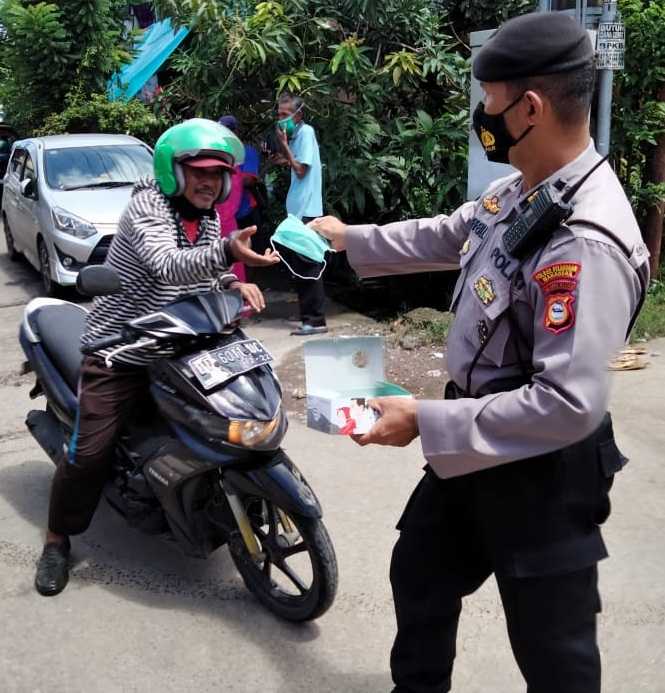 Polres Pelabuhan Rutin Imbau dan Bagikan Masker