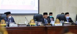 22.2 foto lutim paripurna Paripurna DPRD Lutim Usul Penetapan dan Pengesahan Kepala Daerah Terpilih 2020