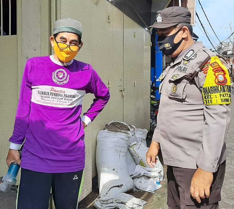 Bhabinkamtibmas Pattingalloang Baru Imbau Warga Tangkal Berita Hoax