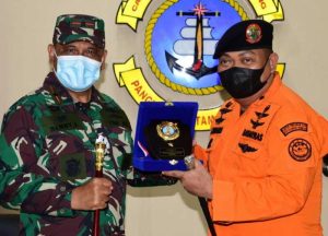 9.2 foto basar Danlantamal VI : Basarnas Rekan Kerja yang Solid Di Lapangan