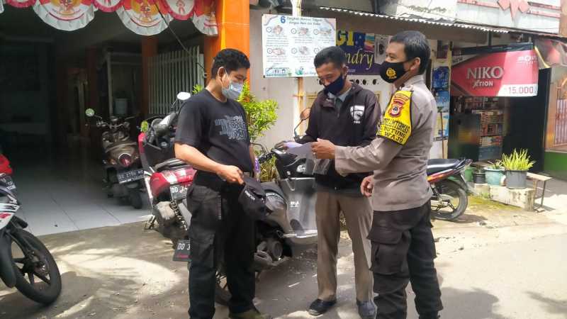 Keliling Kelurahan, Ini Yang Dilakukan Bhabinkamtibmas Butung 