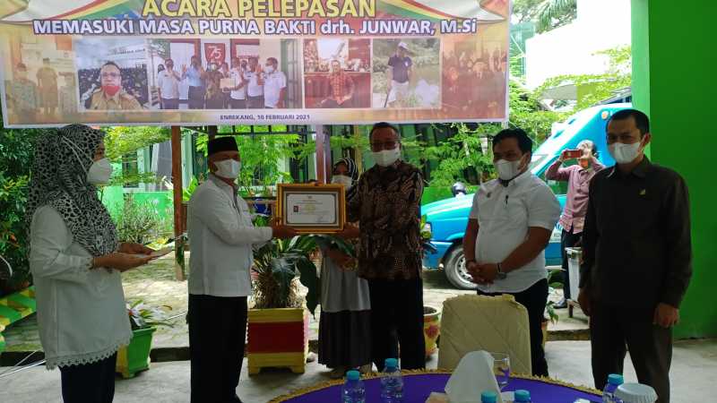 Pelepasan Purna Bakti, MB Puji Sosok Junwar