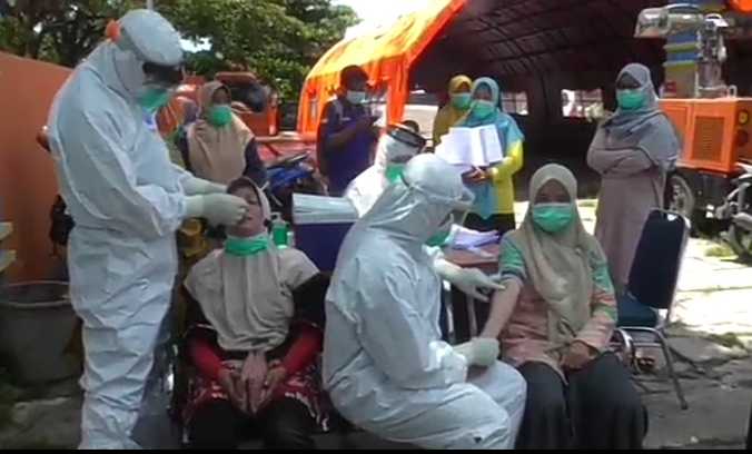 Ratusan Nakes di Majene Jalani Swab Test