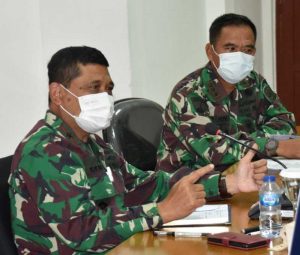 18.3 foto lanta rapat Danlantamal VI Pimpin Rapat Staf, Ini yang Dibahas