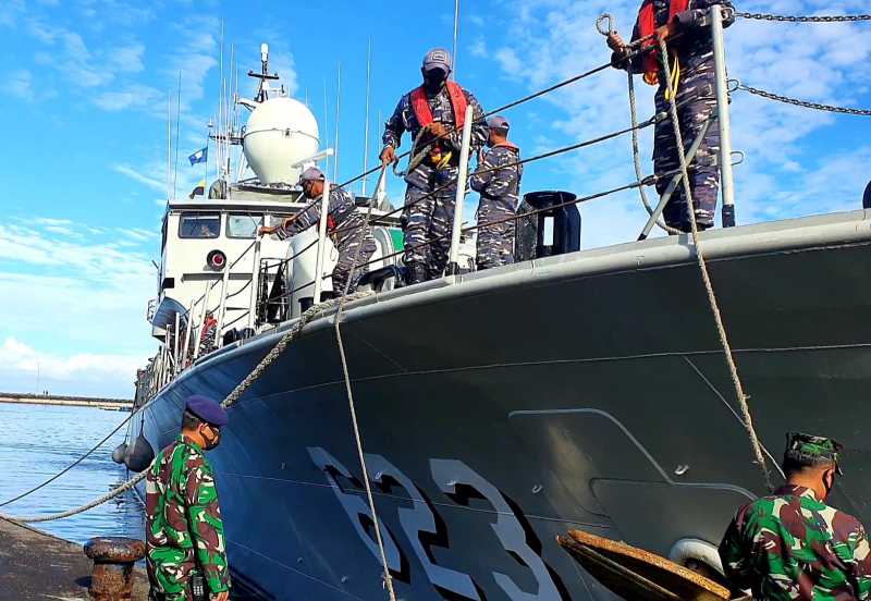 Kapal Perang KRI Badik-623  Sandar Di Daerah Asal Namanya