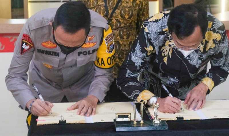 Amankan Instalasi dan Aset Kelistrikan, PN-Kapolda Sultra Tandatangan Pedoman Kerja Teknis