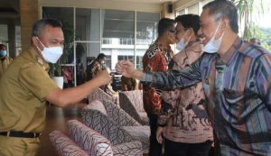 8.3 foto lutim banjir Wabup Lutim Budiman, Banjir Ucapan Selamat dari Kepala Daerah di Forum Pinisi Sultan