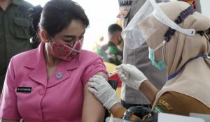9.3 foto luwu tni TNI-Polri Antusias Sukseskan Vaksinasi Tahap Kedua di Luwu