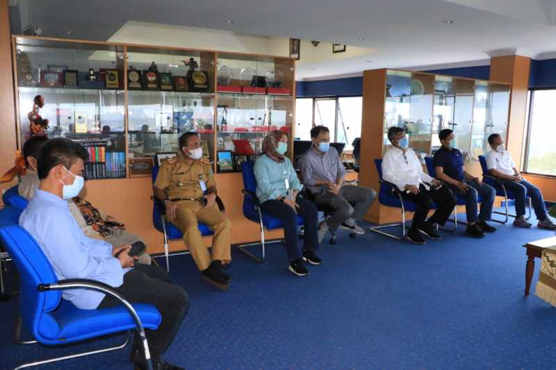 Pemkab Lutim Gandeng Unhas Tangani Pandemi Covid19