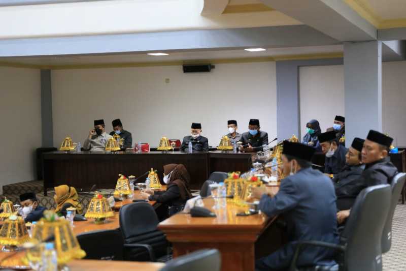 Pemkab dan DPRD Luwu Timur Setujui Lima Ranperda
