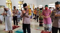 Polres Enrekang Salat Ghaib Untuk Korban Tenggelamnya KRI Nanggala 402