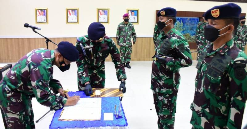 Cegah Penyalahgunaan Jabatan, Komandan Unsur Satrol Lantamal VI Tandatangani Pakta Integritas