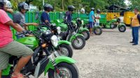 21.5 foto sela kadis Kadis LKH Selayar Serahkan 10 Motor Sampah ke Tenaga Kebersihan