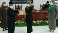 Bupati Majene Serahkan LKPJ 2020 Ditengah Recofusing Anggaran