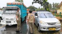 7.5 foto lutim wabup forko Bupati dan Forkopimda Pantau Empat Pos Penyekatan Kendaraan di Lutim