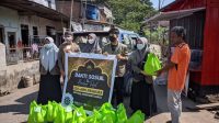 IMG-20210502-WA0023 SMP Islam Athirah Bukit Baruga Berbagi Sembako di Lima Lokasi