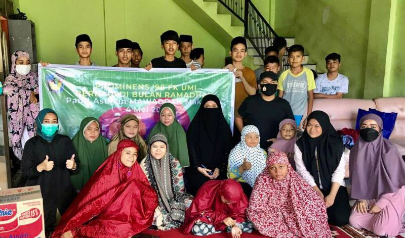 Prominens FK UMI Gelar Peduli Ramadhan