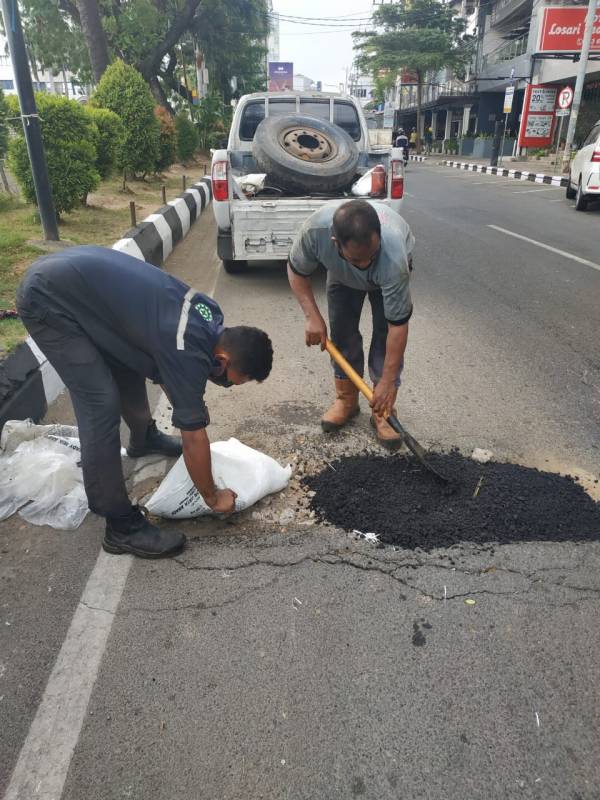 MCC Inisiasi Perbaikan Jalan Rusak
