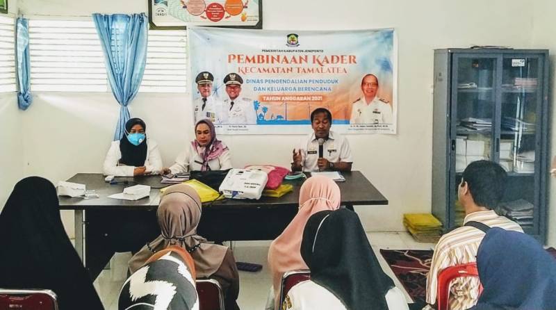 Gelar Orientasi Bina Kader, Kabid Dalduk Jeneponto Minta Kader Paham Tufoksi