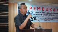 DSC06395 Ceramahi Peserta Latsar Prajabatan, Bupati Minta CPNS Bekerja Tulus
