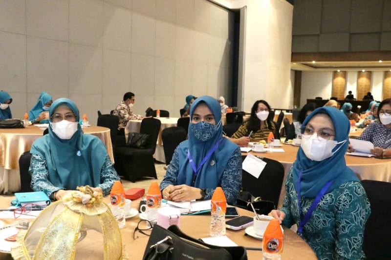 Ketua TP PKK Luwu Timur Ikuti Rakerda PKK Sulsel