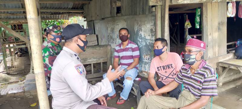 Sinergi TNI-Polri Edukasi Warga Taat Protokol Kesehatan