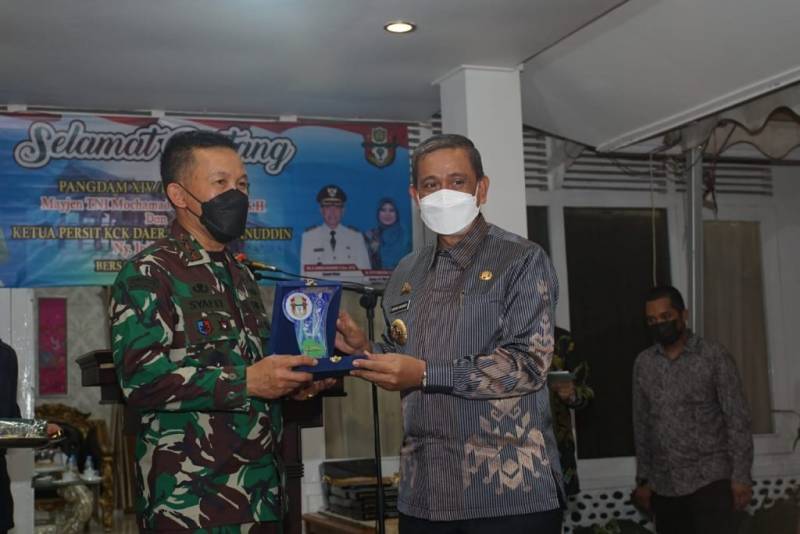 Berkunjung ke Wajo Pangdam Harap TNI Bersinergi Dengan Pemda