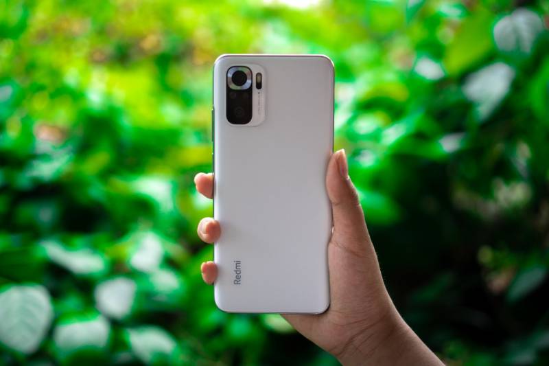 Redmi Note 10S Dibekali Layar Super AMOLED, Apa Sih Gunanya?