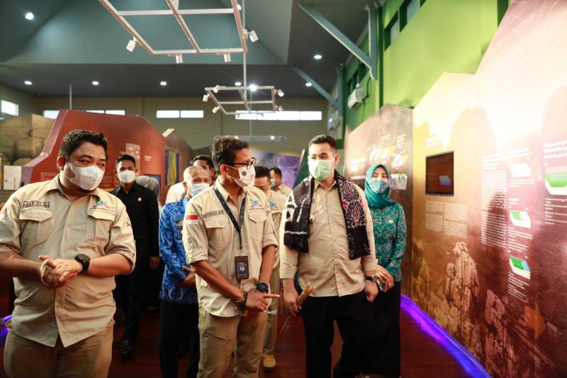 Menparekraf Yakin Pariwisata dan UMKM Pangkep Bisa Unggul, Janjikan Bantuan DAK 