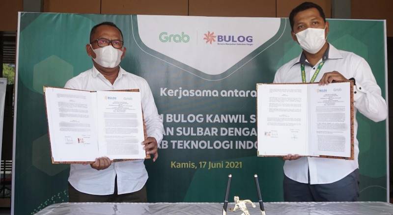 Grab dan Perum Bulog Wilayah Sulselbar Hadirkan Sembako Murah Bagi Mitra Pengemudi
