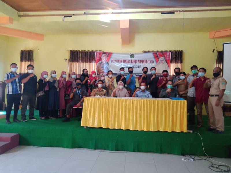 Dinas Transnakerin Lutim Gelar Pelatihan TKM