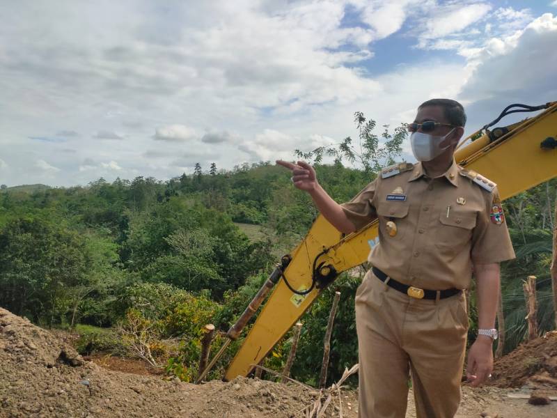 Kabar Baik, Pembangunan Jalan di Wajo Kini Dikerjakan Bertahap Meski Ada Recofusing