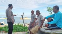 IMG-20210626-WA0054 Tekan Penyebaran Covid-19, Bhabinkamtibmas Pulau Kodingareng Imbau Warga Terapkan Protkes