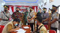 Dansatgas TMMD Ke 111 Selayar Bersama Bupati dan Forkopimda Pantau Vaksinasi Massal
