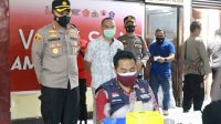 Sukseskan 1 Juta Vaksinasi, Polres Pelabuhan Makassar Vaksin 1.000 Warga